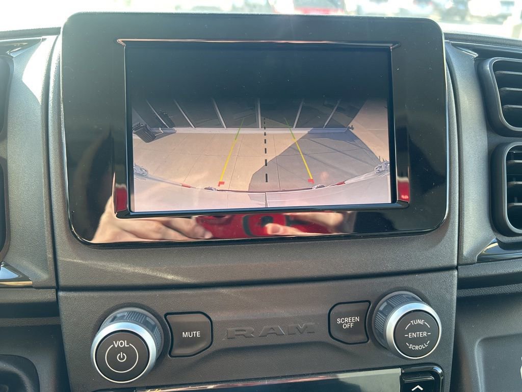 New 2024 RAM ProMaster 2500 w/ Convenience Group image 23