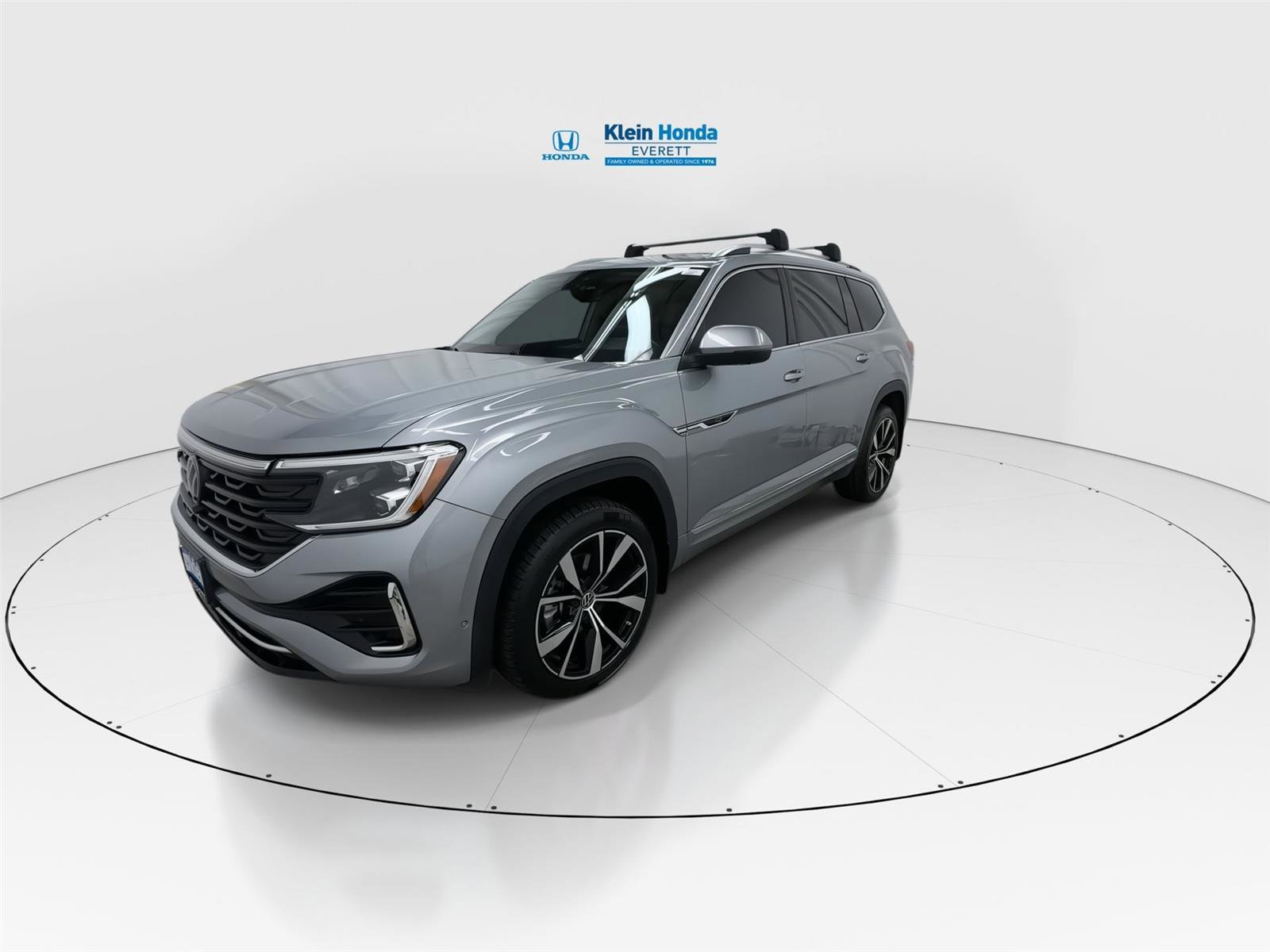 Used 2024 Volkswagen Atlas SEL Premium R-Line image 6