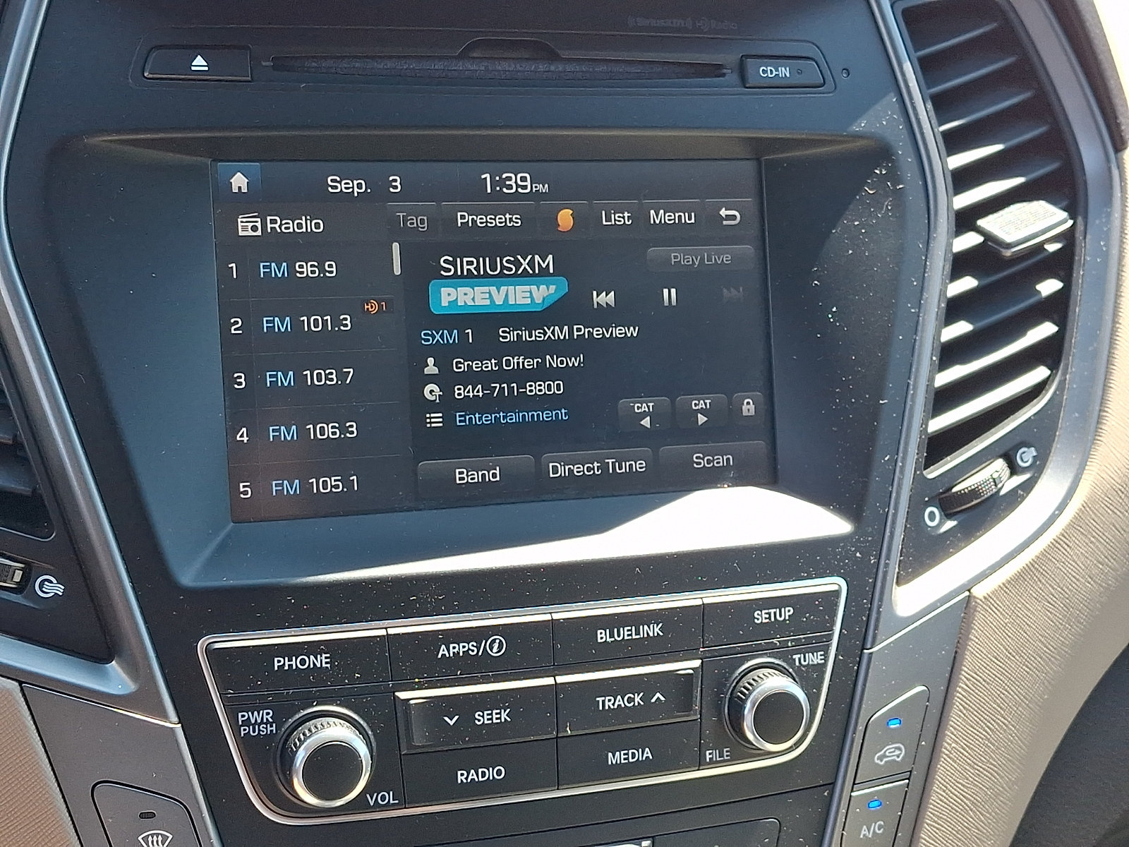 Used 2018 Hyundai Santa Fe Sport w/ 2.4L Value Package 02 AWD/4WD image 17