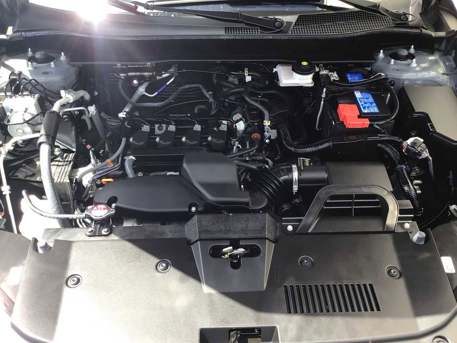 Used 2025 Honda CR-V LX image 11