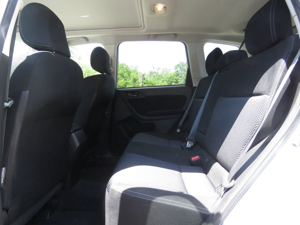 Used 2015 Subaru Forester 2.5i Premium w/ All-Weather Package AWD/4WD image 19