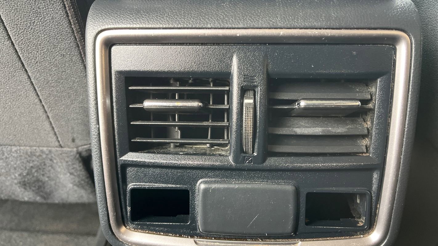 Used 2019 Subaru Forester Premium image 18