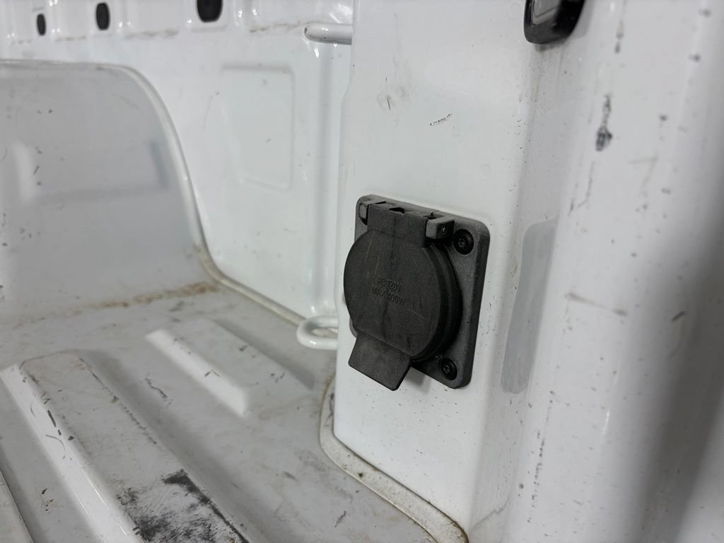 Used 2025 GMC Sierra 1500 SLT RWD image 36