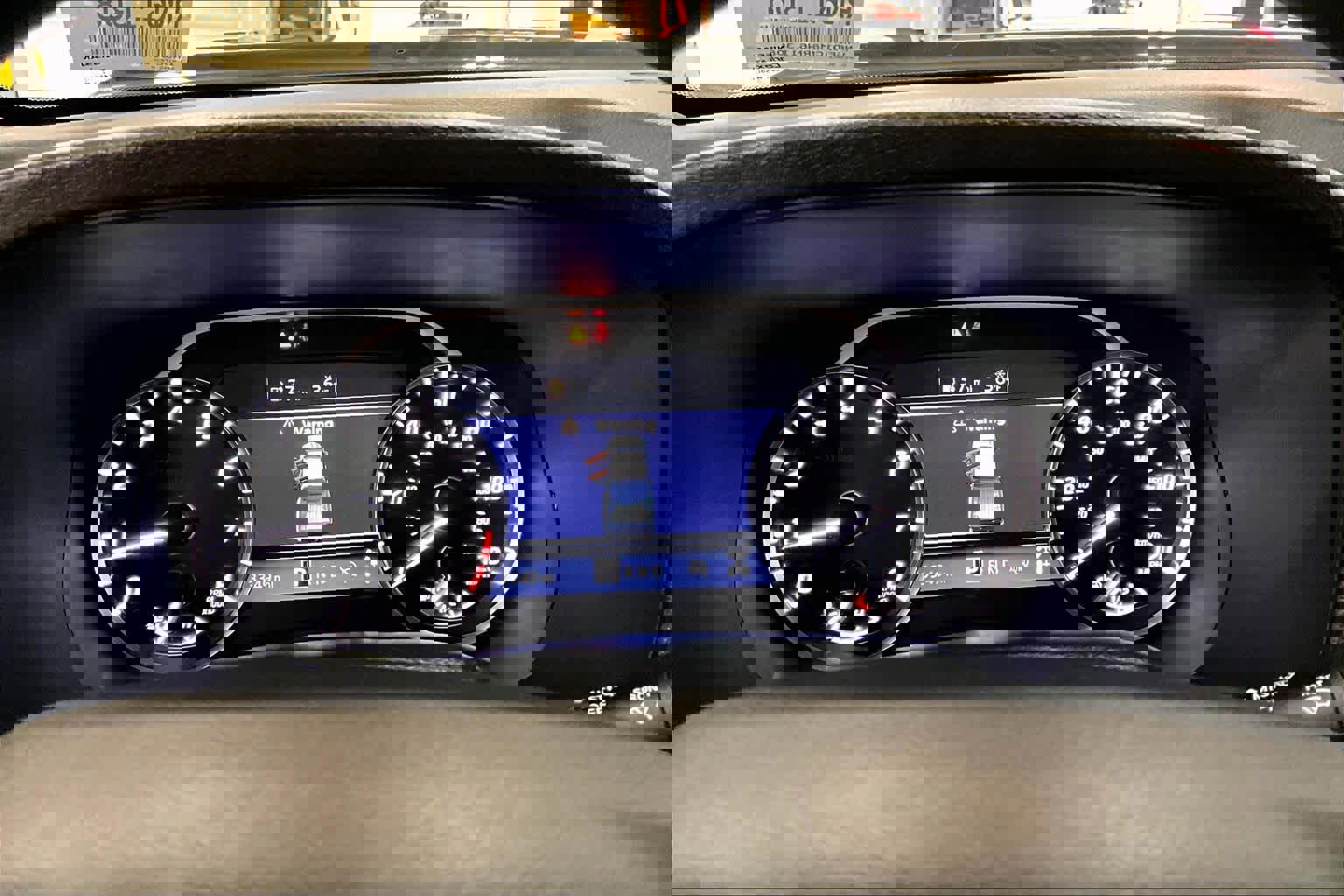 Used 2024 Nissan Frontier SV image 25