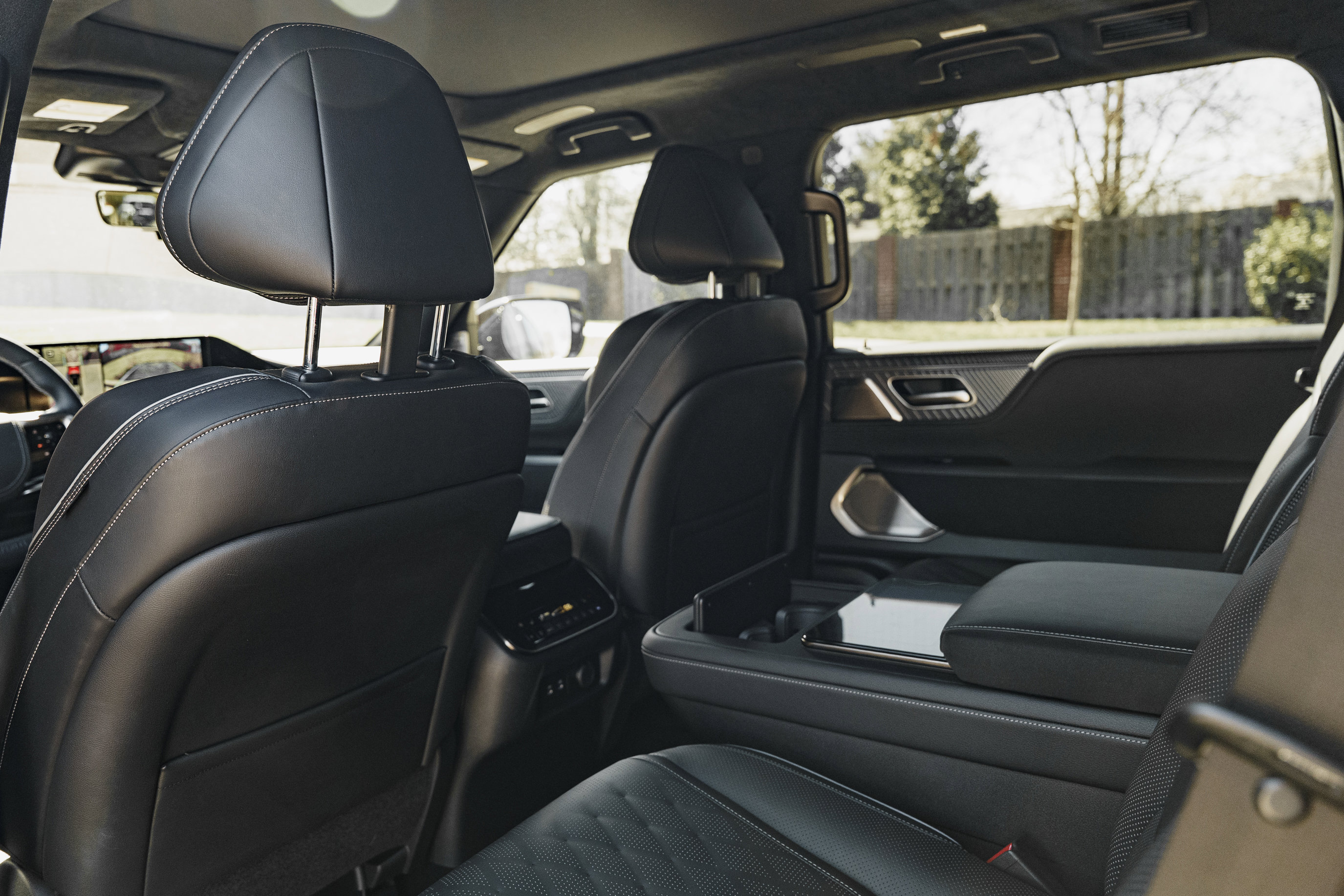 Used 2025 INFINITI QX80 Autograph w/ Autograph Exterior Package image 25