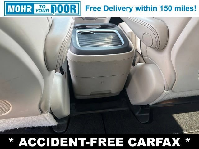 Used 2019 Chrysler Pacifica Limited FWD image 38