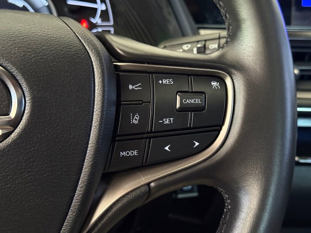 Certified 2024 Lexus UX 250h FWD image 26