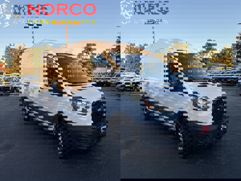 Used 2023 Ford Transit 250 250 T250 AWD Medium Roof Cargo w/ Load Area Protection Package image 4