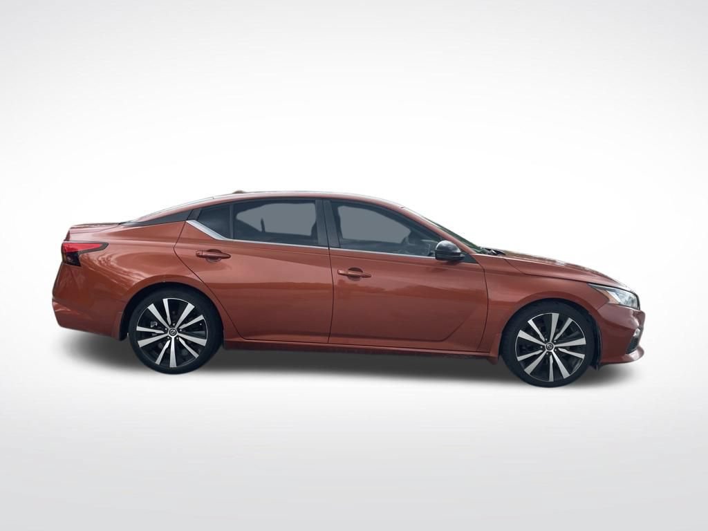 Used 2019 Nissan Altima 2.5 SR w/ SR Premium Package FWD image 4