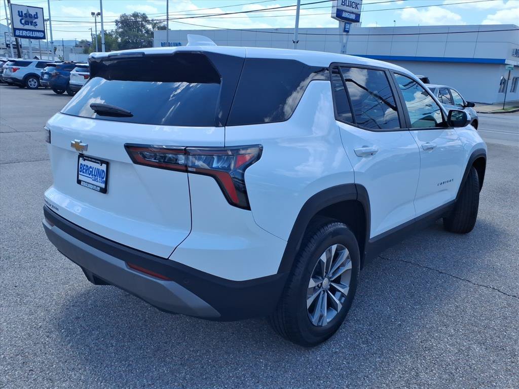 Used 2026 Chevrolet Equinox LT w/ Convenience Package II AWD/4WD image 4