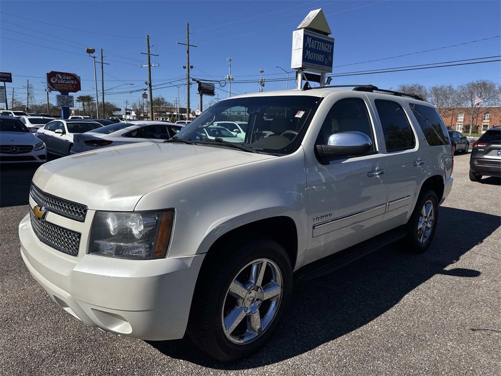 Used 2014 Chevrolet Tahoe LTZ image 3