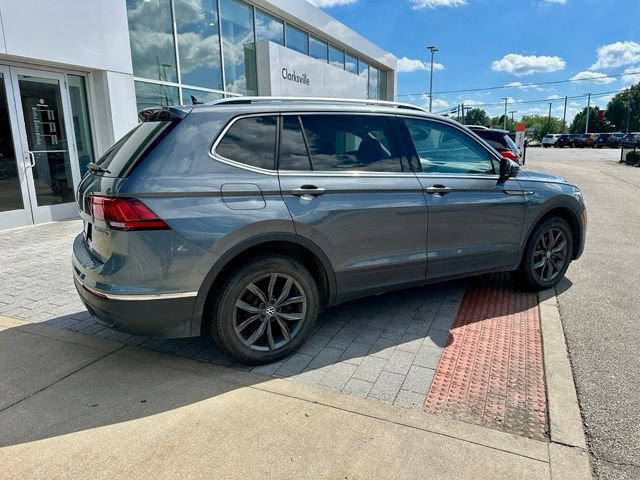Used 2024 Volkswagen Tiguan SE AWD/4WD image 7
