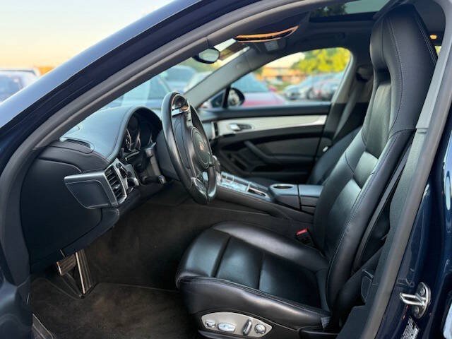 Used 2014 Porsche Panamera 4 AWD/4WD image 11