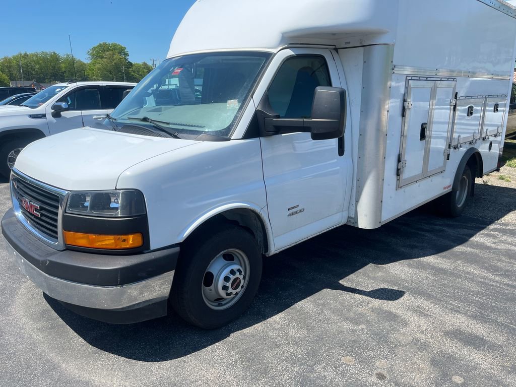 Certified 2022 GMC Savana 4500 w/ Power Convenience Package RWD 360° Tour