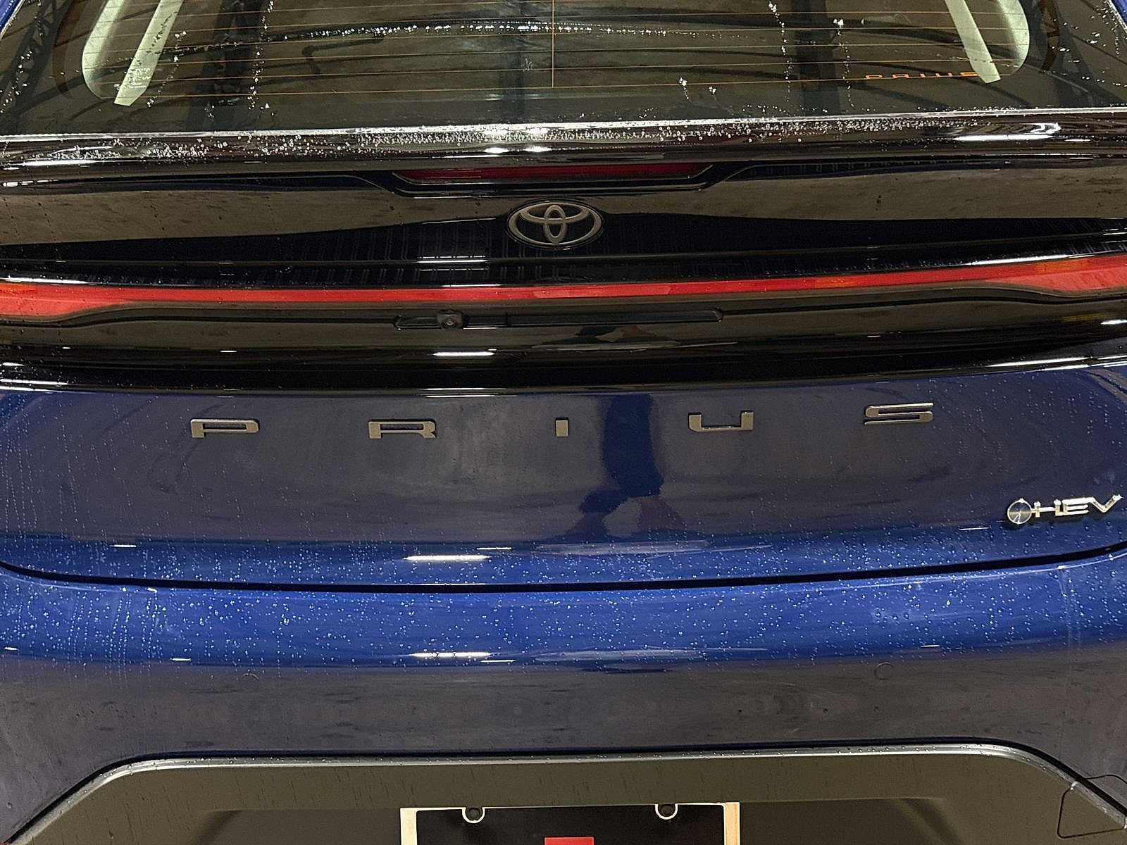 Certified 2024 Toyota Prius LE AWD/4WD image 23