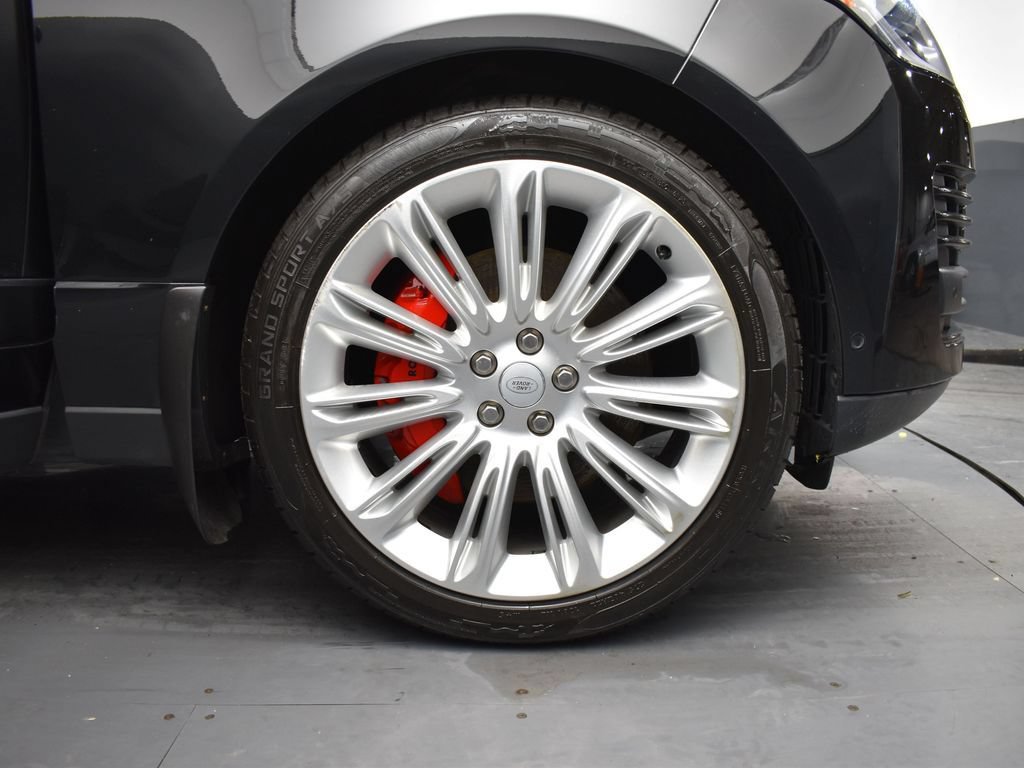 Used 2019 Land Rover Range Rover Supercharged AWD/4WD image 5