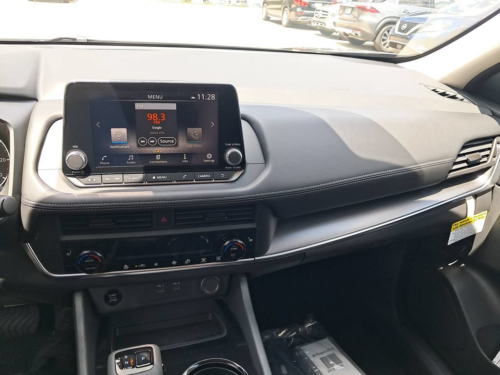 New 2026 Nissan Rogue SV w/ Cold Weather Package AWD/4WD image 20