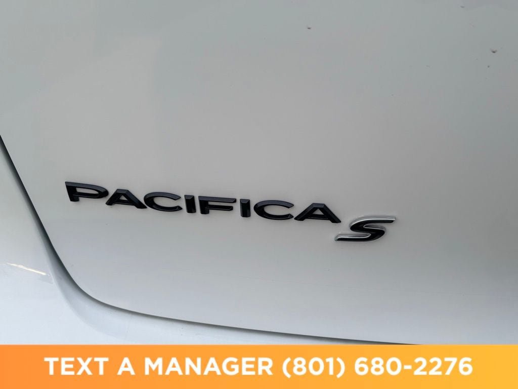 New 2026 Chrysler Pacifica Limited w/ S Appearance Package FWD image 11