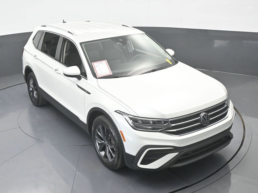 Used 2023 Volkswagen Tiguan SE image 54