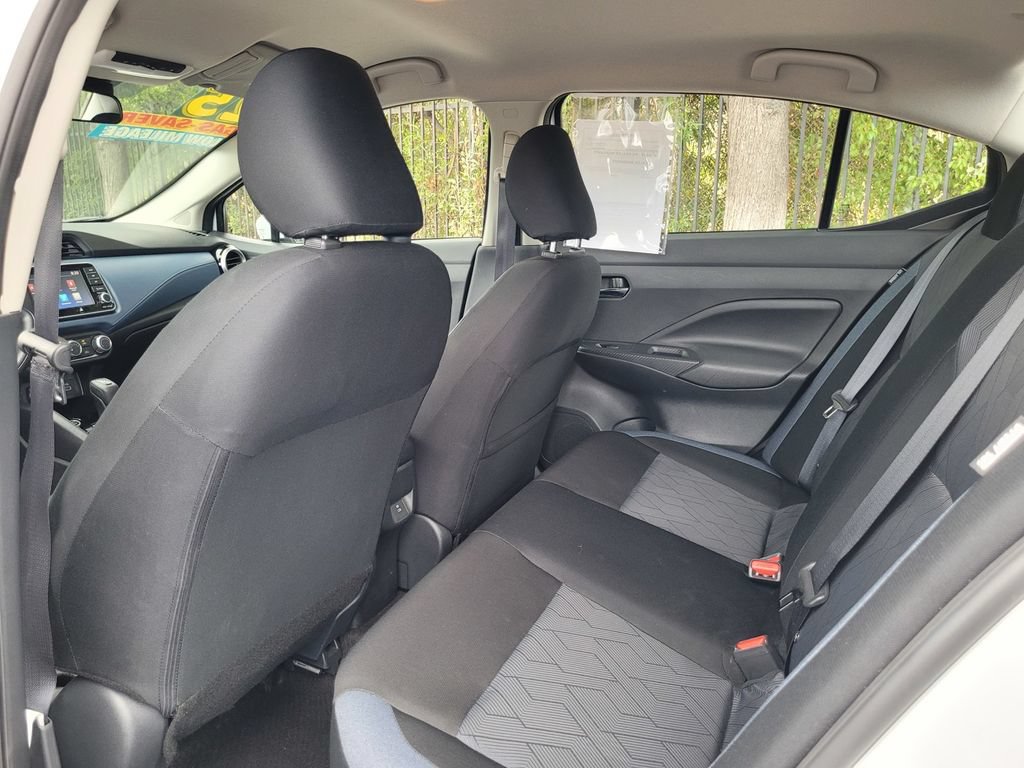 Used 2025 Nissan Versa SV FWD image 15