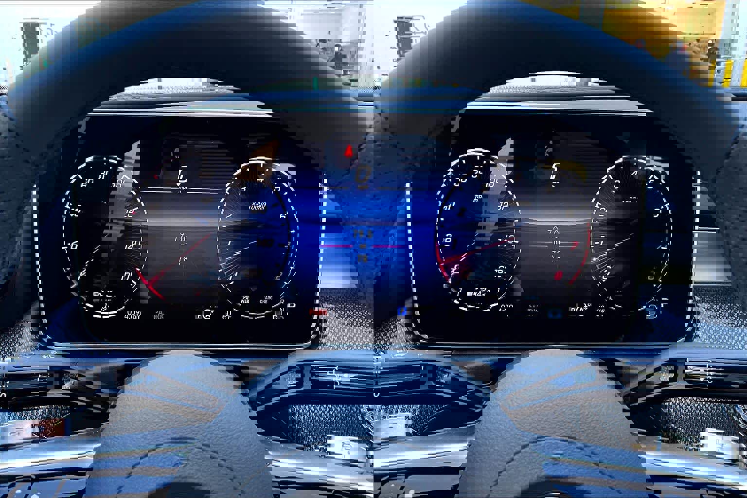 Used 2025 Mercedes-Benz C 300 4MATIC Sedan image 24