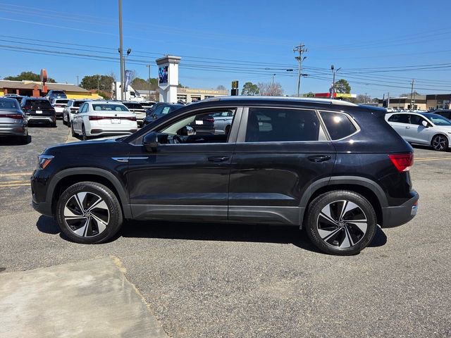 Used 2024 Volkswagen Taos SE image 4