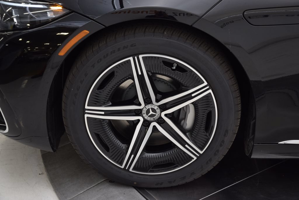 New 2026 Mercedes-Benz EQS 580 4MATIC Sedan image 11