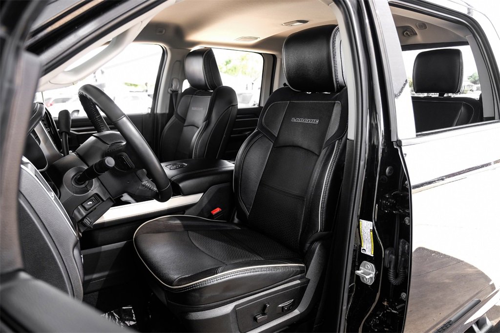 Used 2024 RAM 3500 Laramie w/ Bed Utility Group image 38