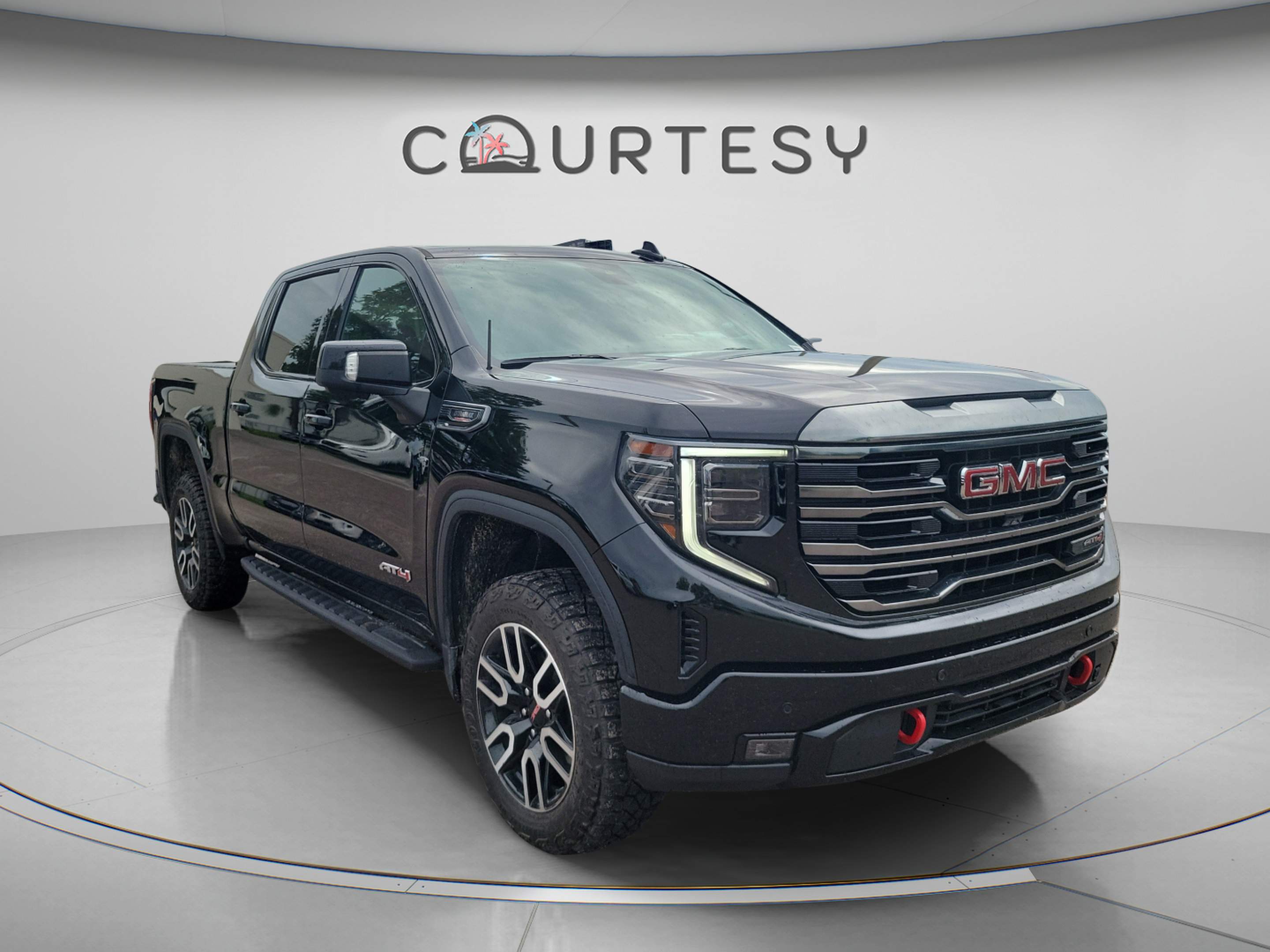 Used 2023 GMC Sierra 1500 AT4 w/ AT4 Premium Package AWD/4WD image 5