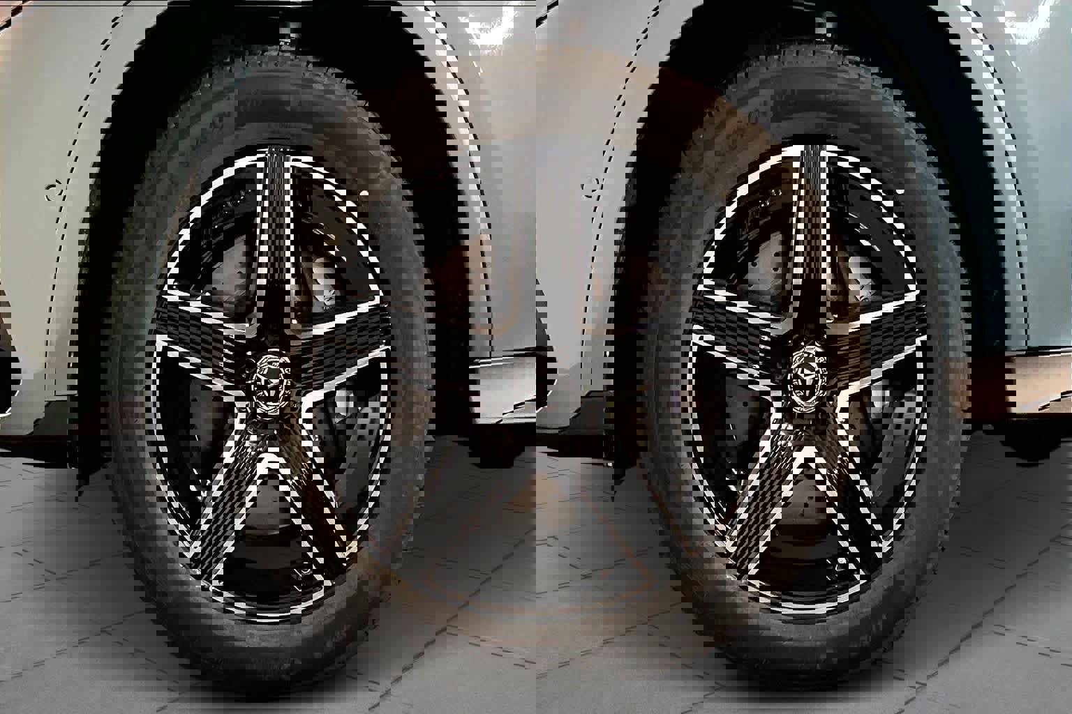 New 2026 Mercedes-Benz GLC 300 4MATIC image 17