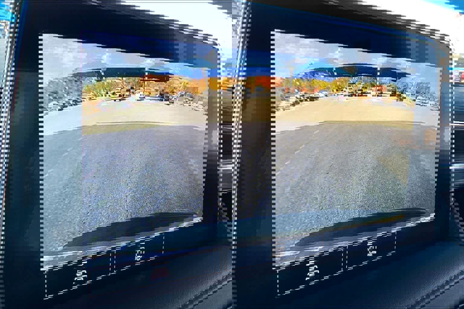 Used 2021 Chevrolet Tahoe LS image 25