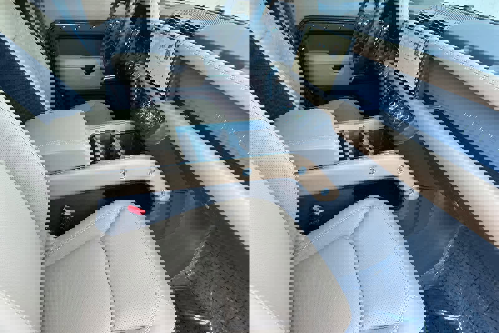 Used 2025 Land Rover Defender 110 V8 image 17