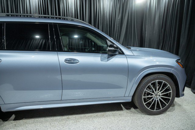 New 2026 Mercedes-Benz GLS 450 4MATIC image 4