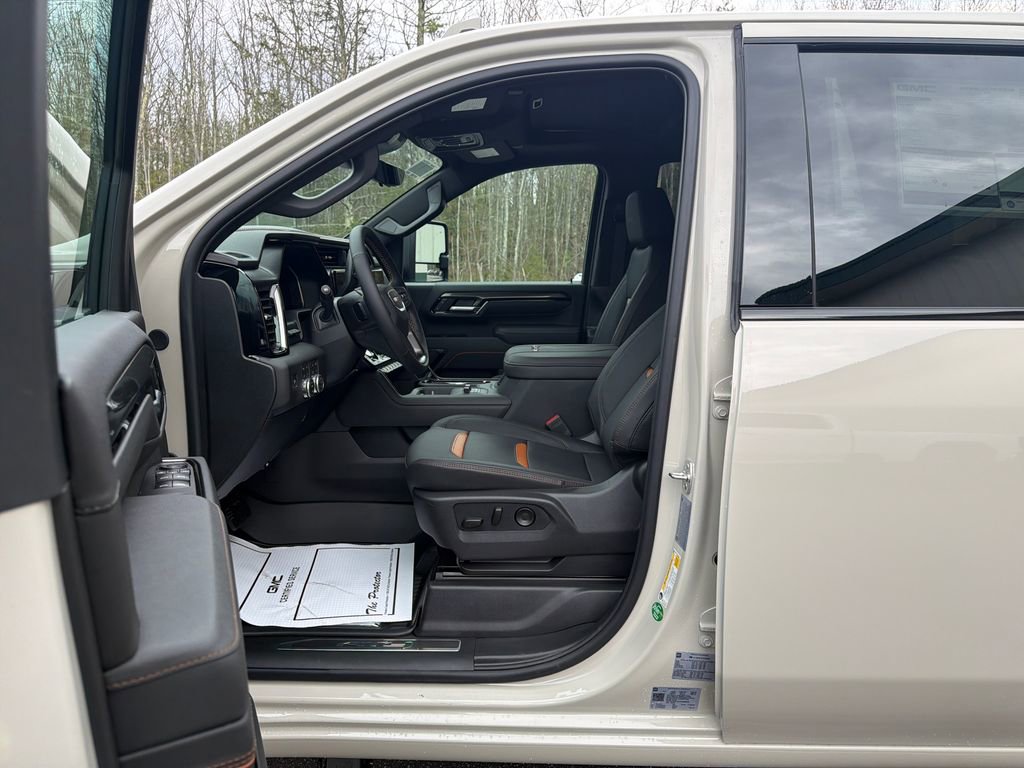 New 2026 GMC Sierra 2500 AT4 w/ AT4 Premium Plus Package AWD/4WD image 9