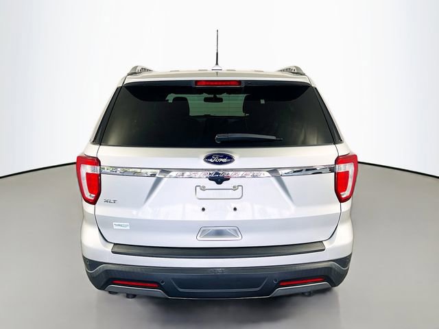 Used 2019 Ford Explorer XLT w/ Equipment Group 201A FWD image 7