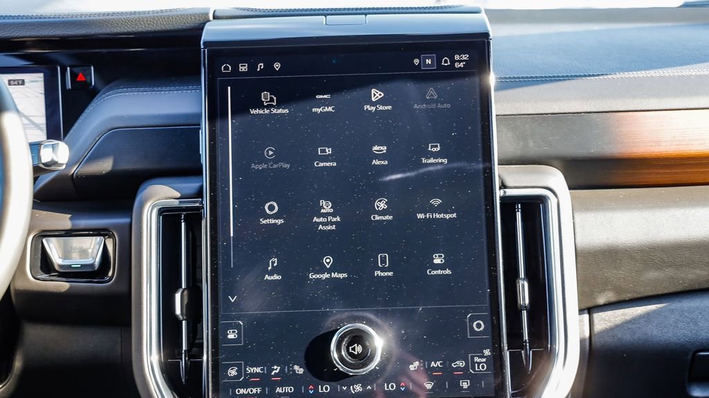 Used 2025 GMC Yukon XL Denali image 17