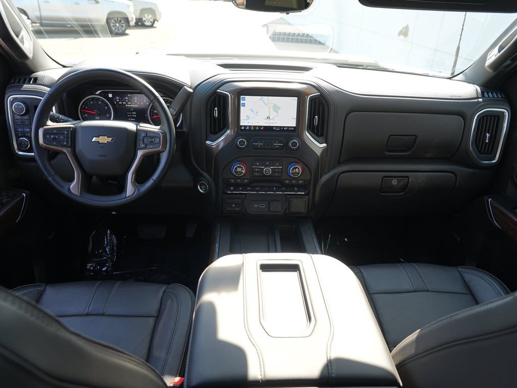 Certified 2022 Chevrolet Silverado 3500 High Country w/ Z71 Off-Road Package AWD/4WD image 26