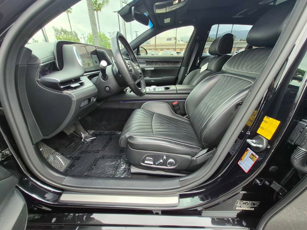 Used 2023 Genesis G90 3.5T AWD/4WD image 12