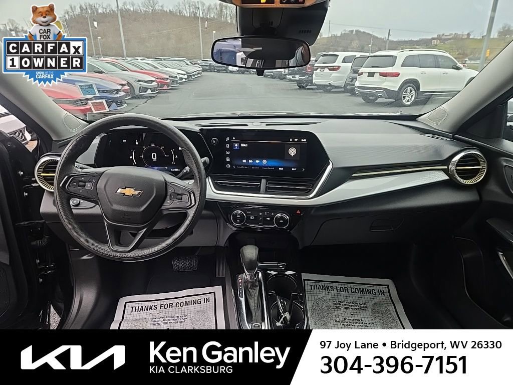Used 2024 Chevrolet Trax LT image 13