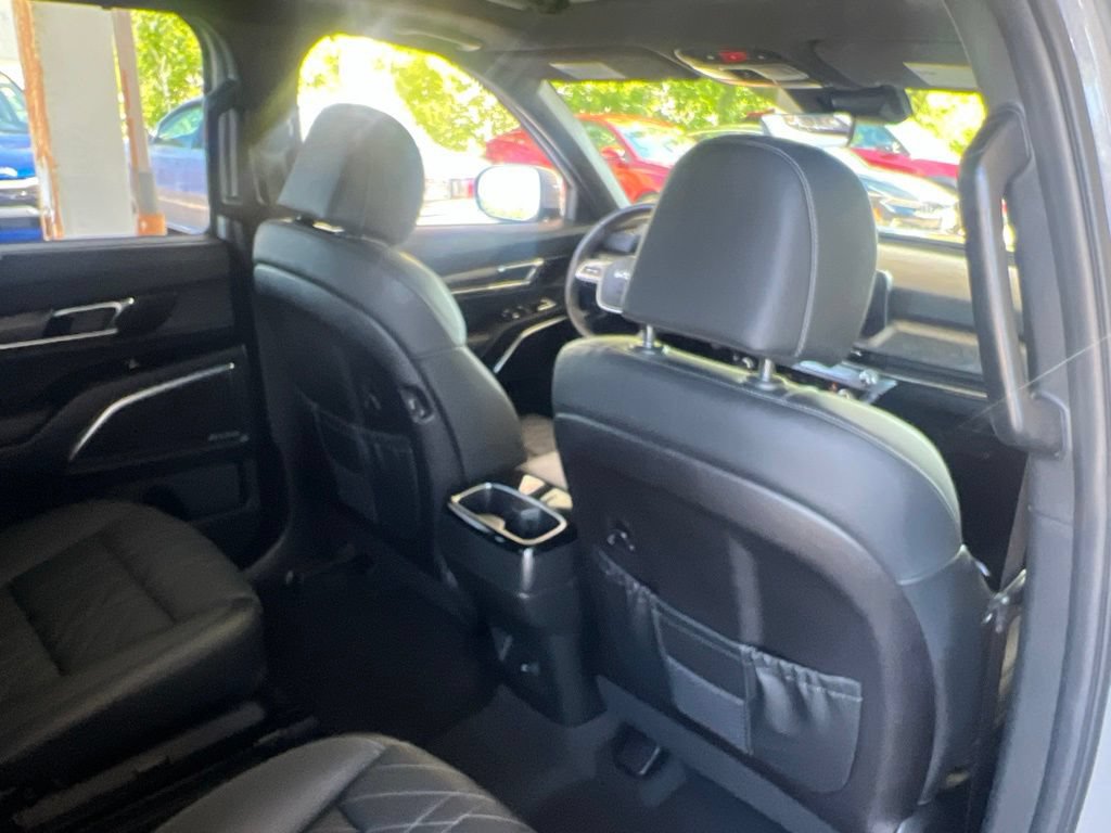 Certified 2025 Kia Telluride SX X-Line AWD/4WD image 17
