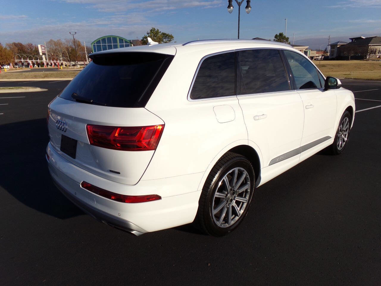 Used 2017 Audi Q7 2.0T Premium Plus image 40