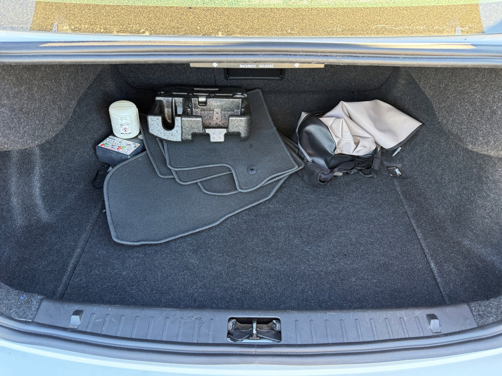 Used 2017 Volvo S60 T5 Dynamic image 16