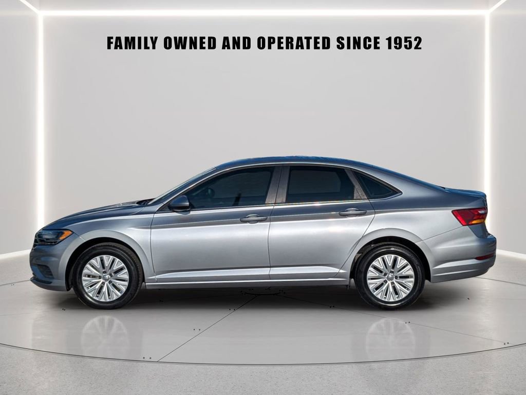 Used 2019 Volkswagen Jetta S w/ Driver Assistance Package FWD image 3