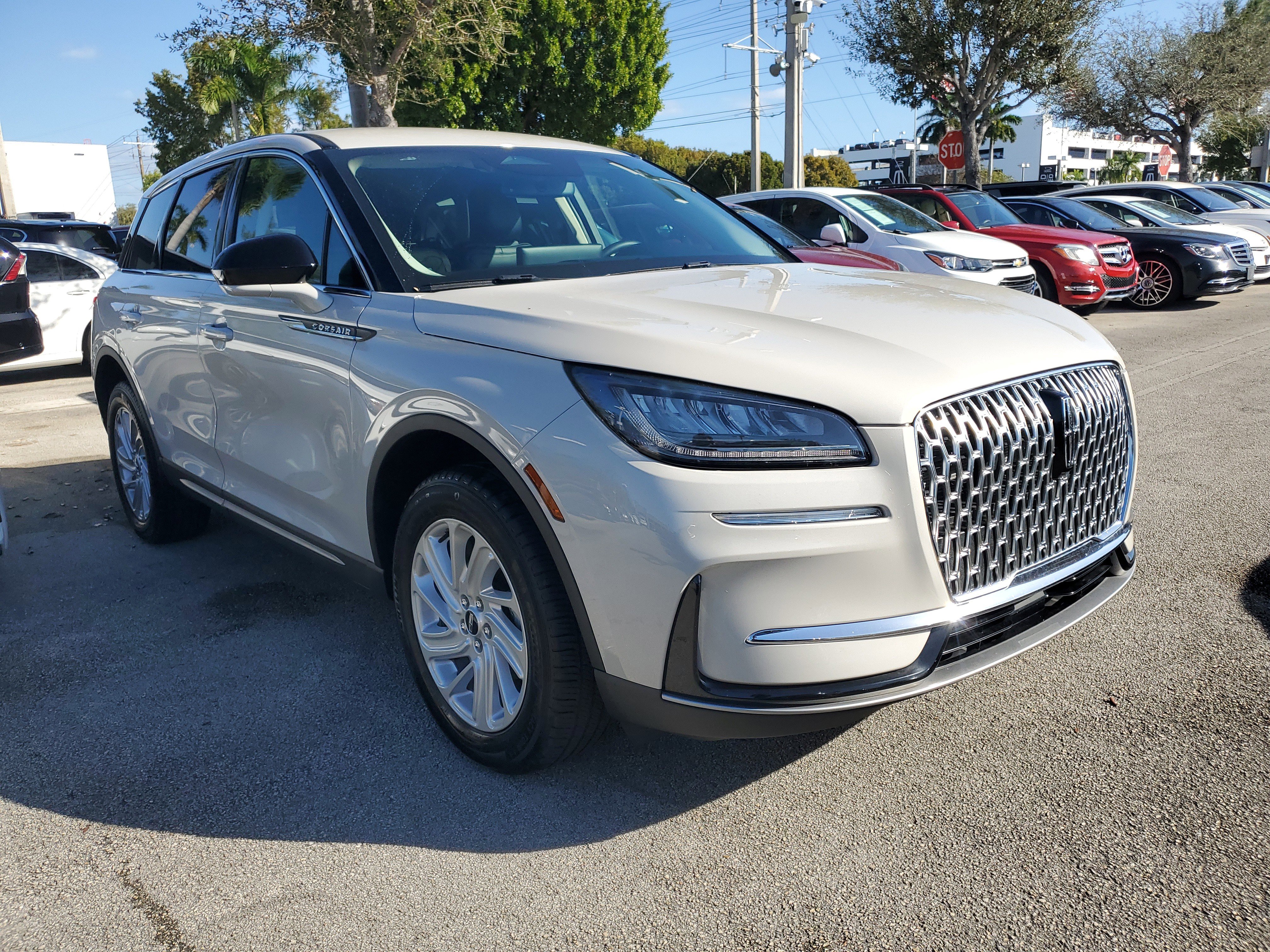 Certified 2024 Lincoln Corsair FWD image 28