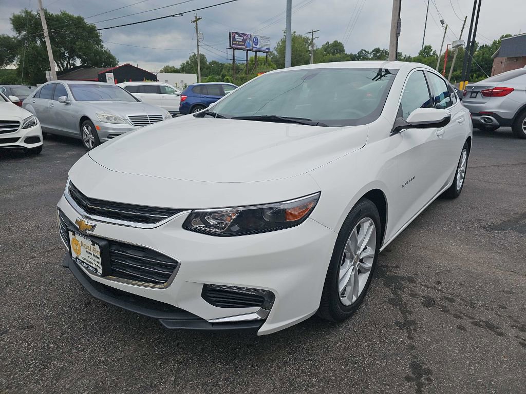 Used 2017 Chevrolet Malibu LT image 13