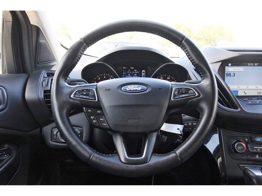 Used 2018 Ford Escape SE w/ SE Sport Appearance Package FWD image 17