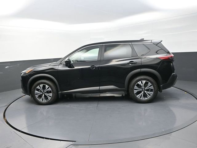 Used 2023 Nissan Rogue SV image 4