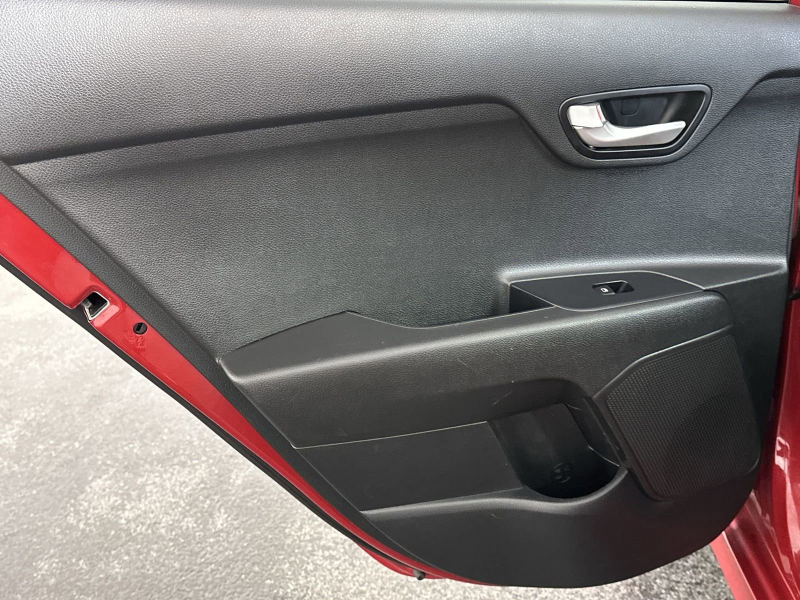 Used 2023 Kia Rio S image 31