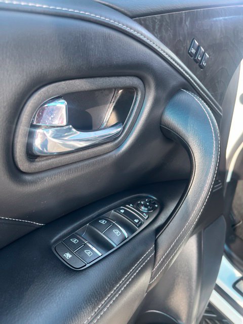 Used 2024 INFINITI QX80 Luxe AWD/4WD image 15