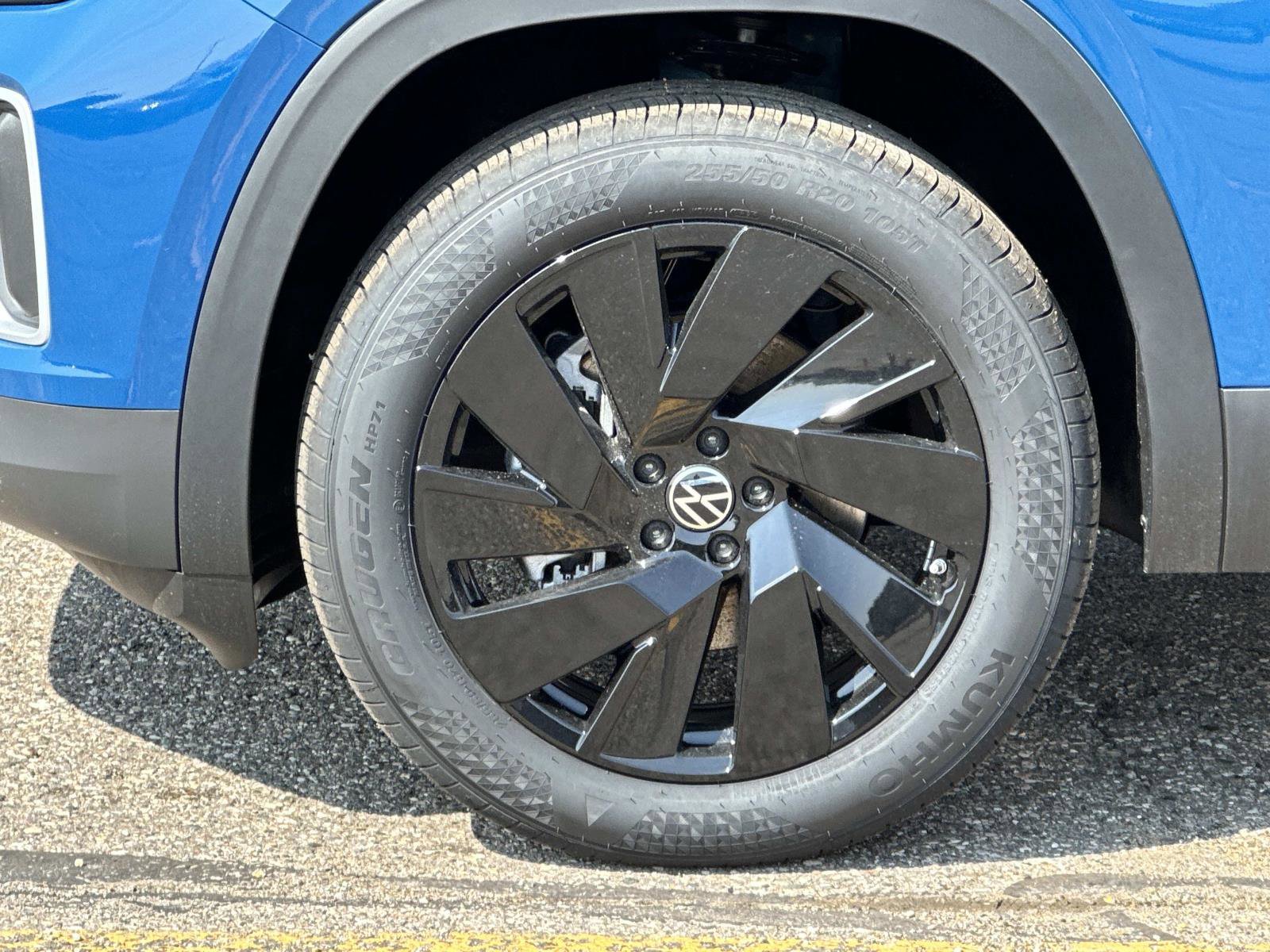 New 2026 Volkswagen Atlas SE image 9